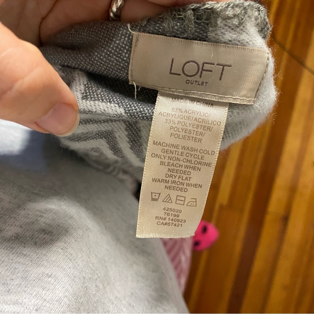 Loft Patterned Cape Wrap Poncho - image 4